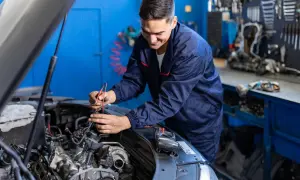 Czy można odpalić auto na prostowniku? Uważaj na ryzyko!