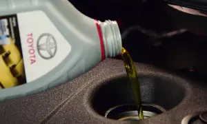 Wymiana oleju w Toyota Corolla - co ile kilometrów i ważne wskazówki