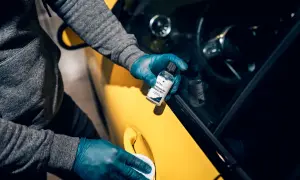 Ile ceramiki na auto? Poznaj ceny i korzyści z aplikacji