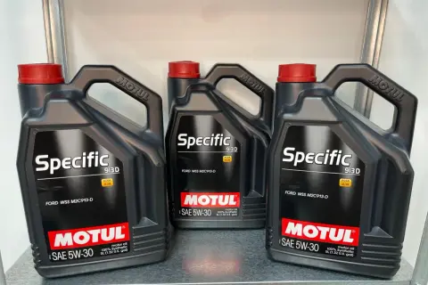 Motul specific 913 d 5w30 - najlepszy olej do silników Forda