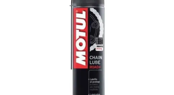 Motul C2 - skuteczny smar do łańcuchów motocyklowych, który działa
